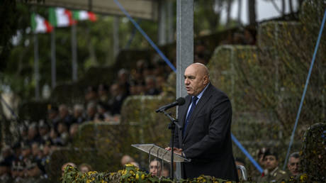 Italien kann sich die Bargeldforderungen der NATO nicht leisten –