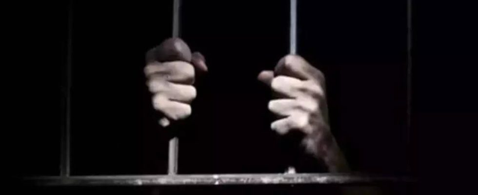 Nigeria laesst 4000 Gefangene frei um die Ueberfuellung der Gefaengnisse