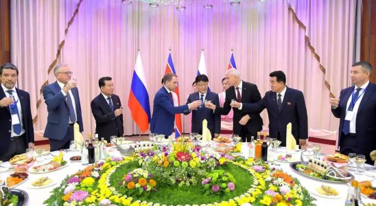 Nordkorea Der russische Ressourcenminister besucht Nordkorea inmitten der Entwicklung neuer