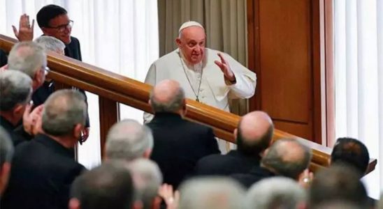 Papst Franziskus verpasst die COP28 Veranstaltung in Dubai aus gesundheitlichen Gruenden