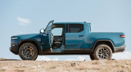 Rivian startet Leasingprogramm fuer seinen vollelektrischen Pickup R1T in 14