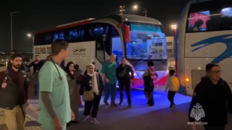 Russische Evakuierte aus Gaza nach Hause gebracht – World