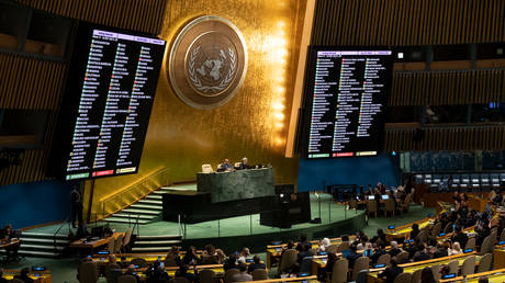 UN stimmt mit ueberwaeltigender Mehrheit fuer die Verurteilung des US Embargos