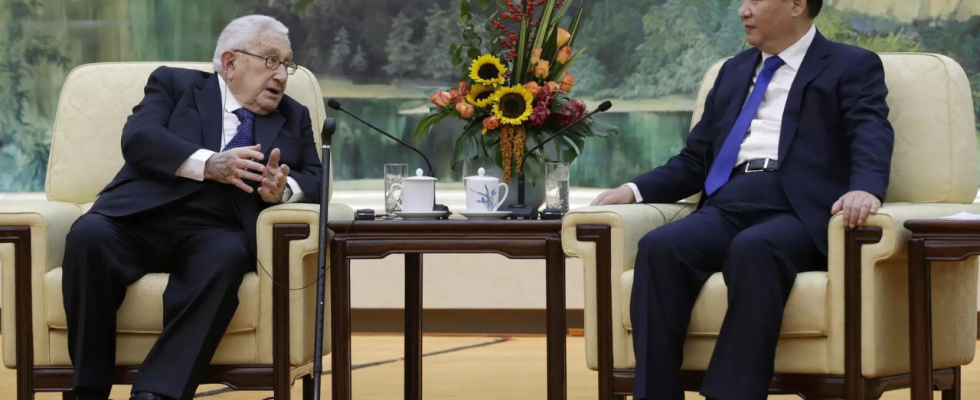 US Praesident Chinas Xi spricht Biden sein Beileid zum Tod von