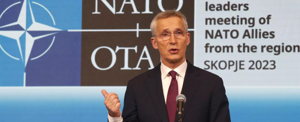 Yoga Der Kreml sagt dass der Wunsch der Nato nach