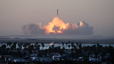 Zweiter Start einer SpaceX Rakete endet in einer Explosion VIDEO –