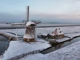 Dronebeelden tonen prachtig winters landschap in Friesland