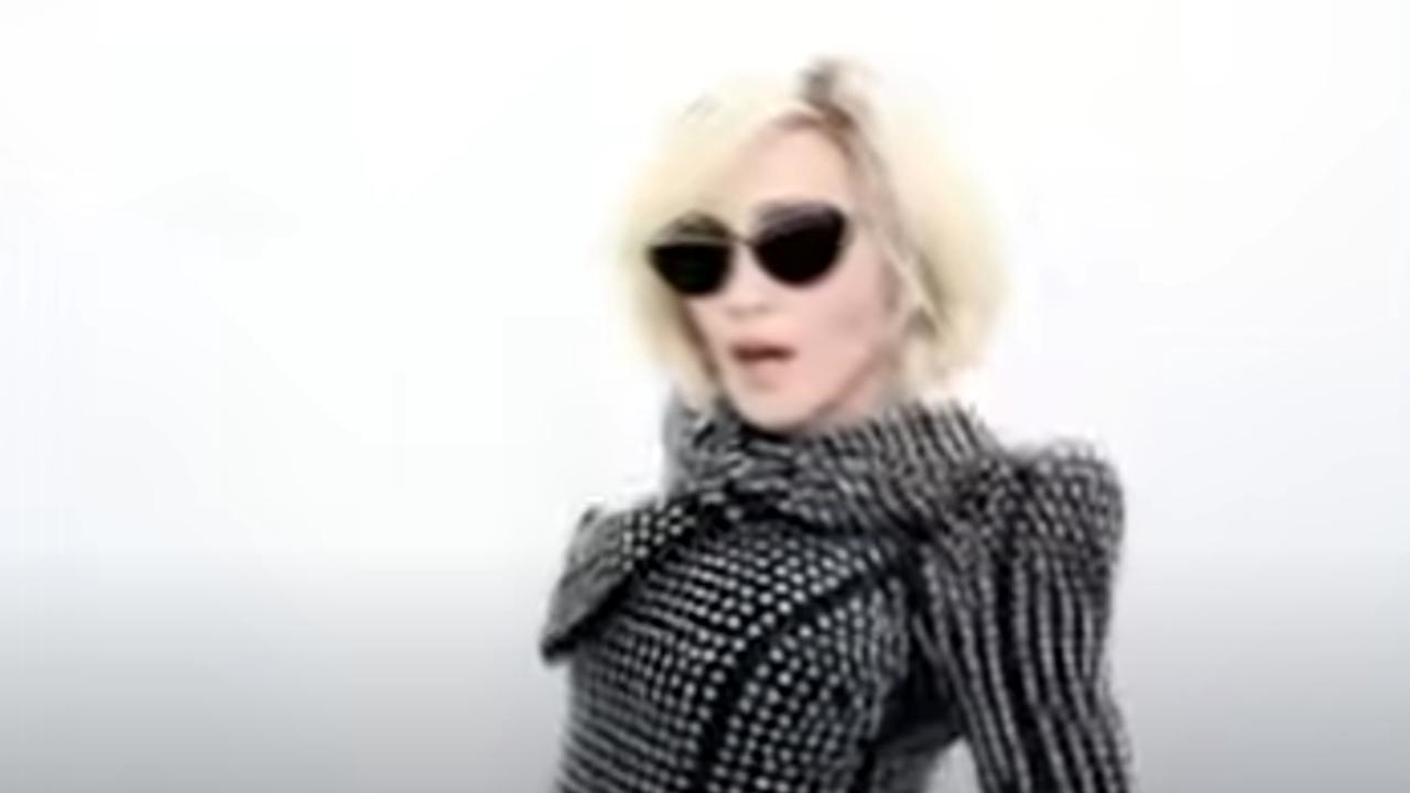 Bild aus Video: Madonna – Feier