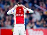 Zwak Ajax morst punten door dubieus doelpunt PEC Zwolle in slotfase