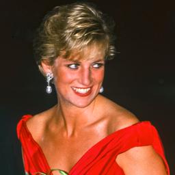 Abendkleid von Prinzessin Diana fuer 900000 US Dollar versteigert koenigliche