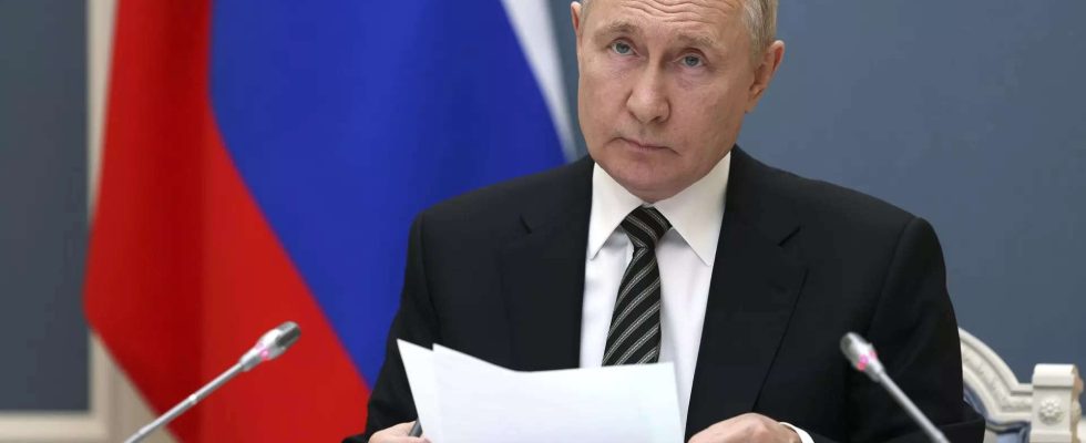 Deepfake Als Putin Putin „traf Der echte russische Praesident spricht
