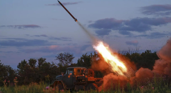 Die Ukraine gibt an bei einem neuen Angriff 30 Drohnen