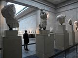 Griechisch britische Fehde um beruehmte Statuen entbrennt wegen der Krawatte von