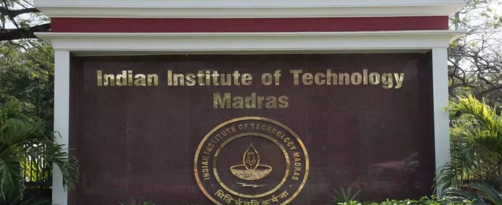 Kuenstliche Intelligenz IIT Madras fuehrt Pilotkurse in indischen Sprachen durch