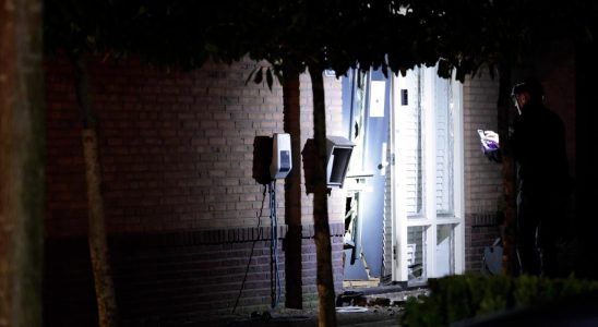Mann nach Explosionsnacht in Vlaardingen und Dordrecht festgenommen Inlaendisch