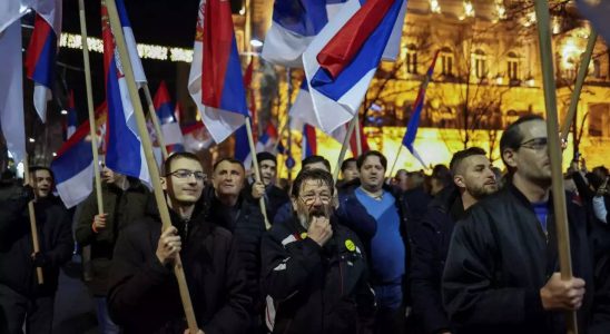 Protest Tausende protestieren in Belgrad und fordern die Annullierung der