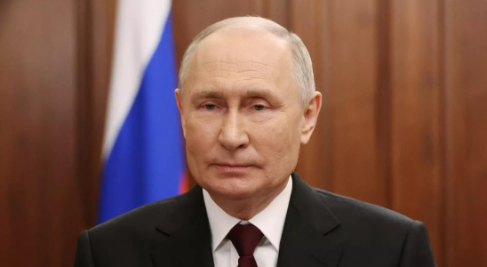 Putin informiert ueber Schaeden an Kriegsschiff durch Angriff in der