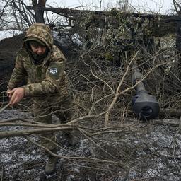 Ukraine bestaetigt teilweisen Rueckzug aus Marinka Im Ausland