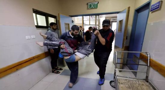 Verwundete Die ueberlasteten Krankenhaeuser im Gazastreifen erhalten eine neue Welle
