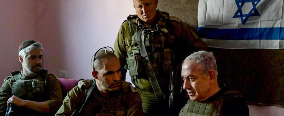 „Mit dem Feuer sprechen Benjamin Netanyahu bekraeftigt die laufenden Gespraeche
