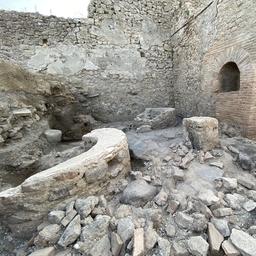 „Schockierendster Aspekt roemische Gesellschaft mit Sklavenzelle in Pompeji gefunden