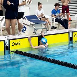 1706059561 99 jaehrige niederlaendisch kanadische Frau bricht drei Weltrekorde im Schwimmen Bemerkenswert