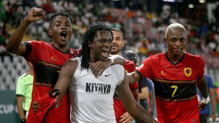 1706396488 533 Nigeria und Angola erreichten das Viertelfinale des Afrika Cups Onana schied