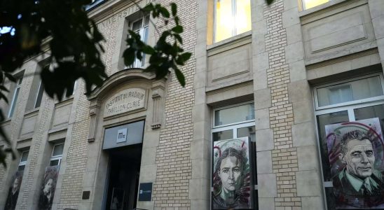 Abriss des Marie Curie Gelaendes in Paris auf Eis gelegt