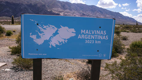 Argentinien moechte dass Grossbritannien ueber die Rueckgabe der Falklandinseln diskutiert