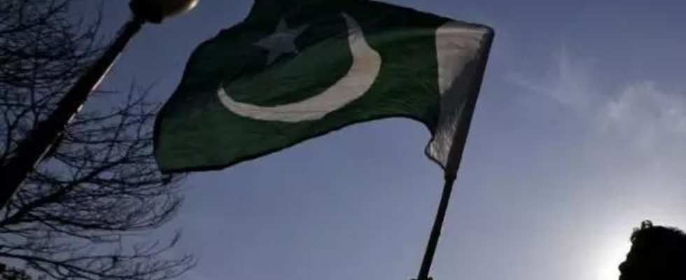 Beschluss zur Verschiebung der Wahlen am 8 Februar im pakistanischen