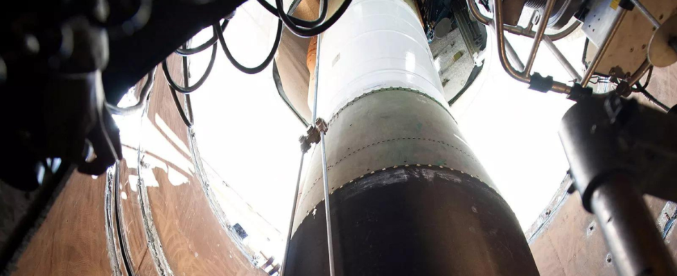 Der Ersatz einer US amerikanischen Minuteman III Rakete sprengt das Budget von 96