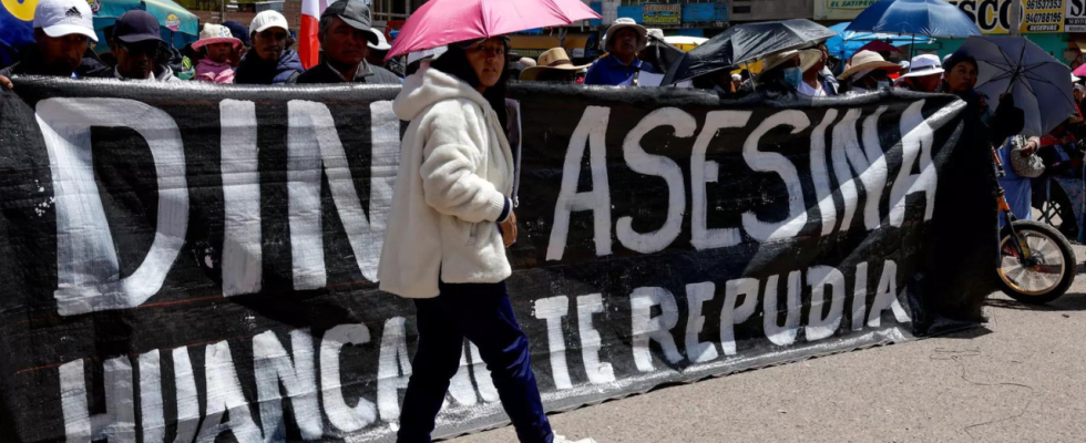 Der peruanische Praesident wurde bei einer oeffentlichen Veranstaltung von einem