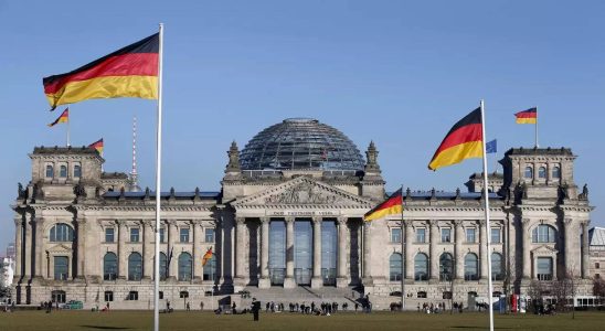 Deutschland reduziert die fuer die Staatsbuergerschaft erforderliche Amtszeit