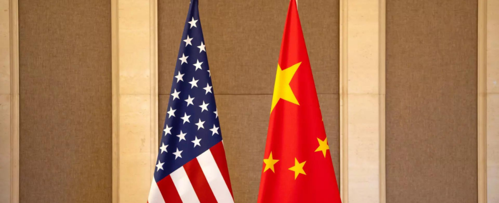 Die USA und China nehmen die ins Stocken geratenen Fentanyl Gespraeche