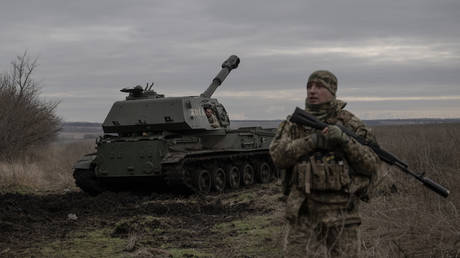 Die Ukraine stuerzt in der Rangliste der „globalen Feuerkraft ab