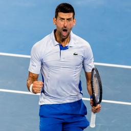 Djokovic beeindruckt und verliert nur drei Spiele bei den Australian