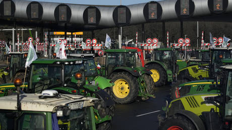 EU Kommissionschef hofft auf „Konsens mit protestierenden Landwirten – World