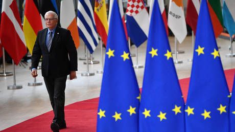 EU erwaegt neuen Plan Ungarn bei der Hilfe fuer die