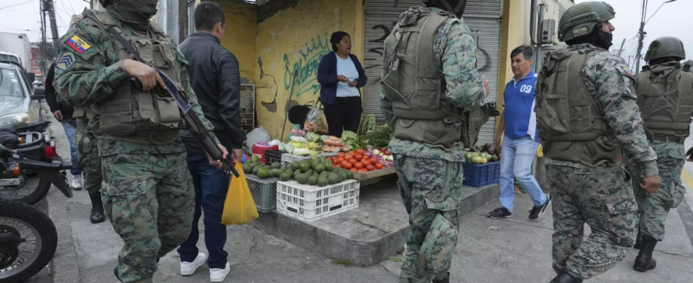 Ecuador „im Kriegszustand am dritten Tag der Kartell Terrorkampagne