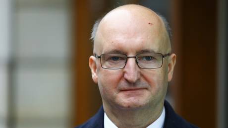 Ehemaliger stellvertretender Aussenminister wegen Bargeld gegen Visa Untersuchung in Polen angeklagt – World