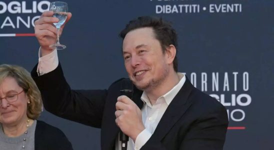Elon Musk X Besitzer Elon Musk hat eine Prognose fuer 2024