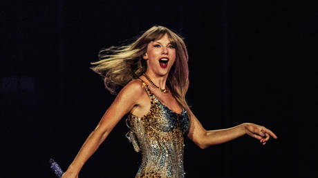 Gefaelschte Aktfotos von Taylor Swift „alarmierend – Weisses Haus –