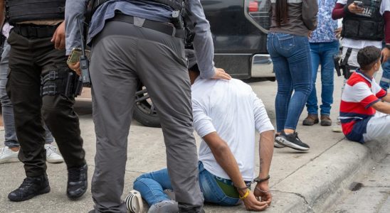 Geiselnahmen Explosionen und noch mehr Bandengewalt Das passiert in Ecuador