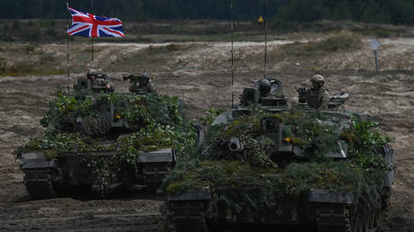 Grossbritanniens Waffenvorraete wurden auf „nichts reduziert – The Times –