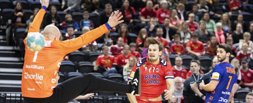 Handballer beenden ihr Trainingsprogramm fuer die Europameisterschaft mit einer hoffnungslosen