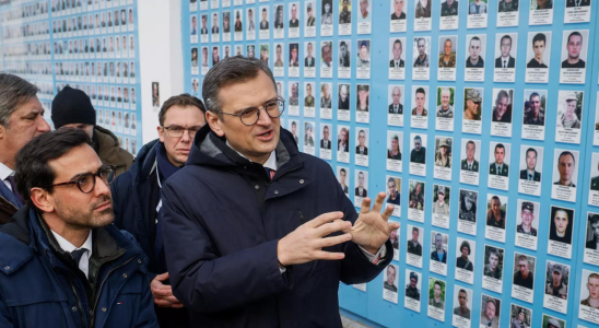 In Kiew verspricht der franzoesische Aussenminister die Unterstuetzung der Ukraine