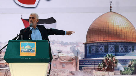Israel koennte Hamas Fuehrer im Exil leben lassen – Medien –