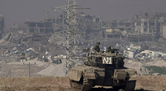 Israelische Fuehrer streiten ueber Kriegsstrategie gegen Hamas Uneinig an der