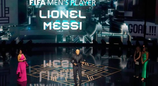 Messi gewinnt ueberraschend FIFA Auszeichnung trotz Punktegleichheit mit Haaland Fussball