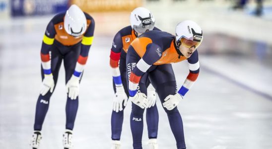 Norweger laufen Weltrekordverfolgung in Thialf Bronze fuer die Niederlande